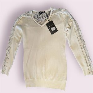 Chic Cream V-Neck Sweater with Lace Detail